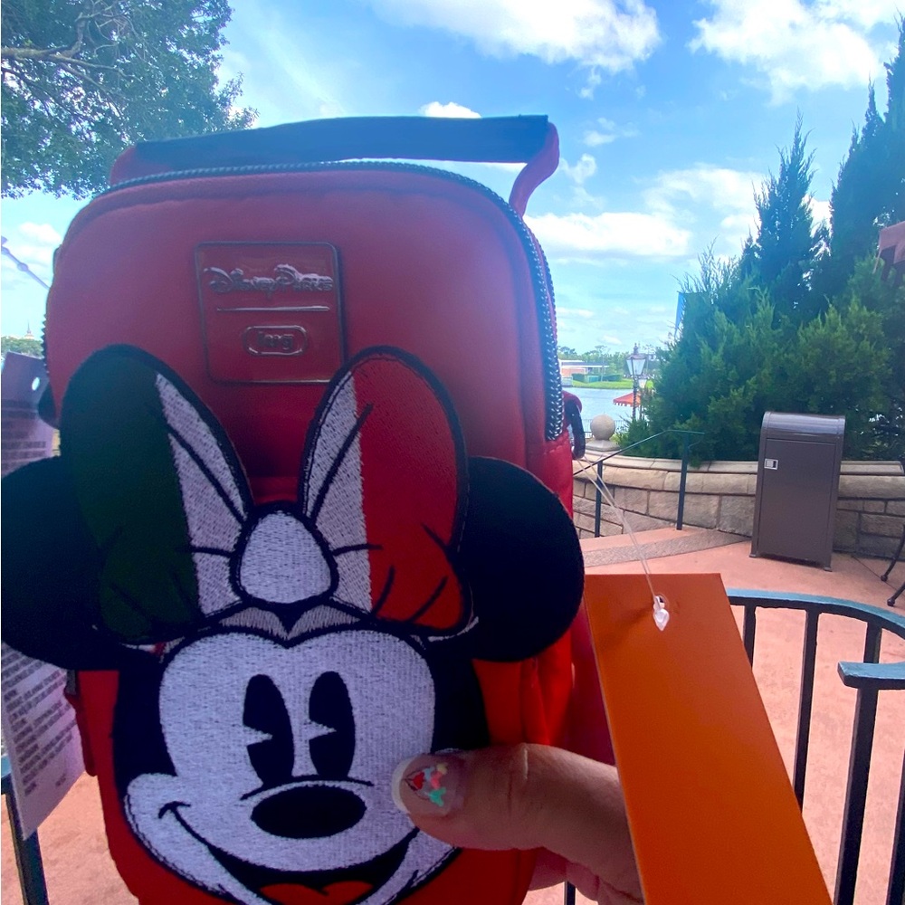 LUG Disney Fanny Pack/Cross Body- Epcot Italy